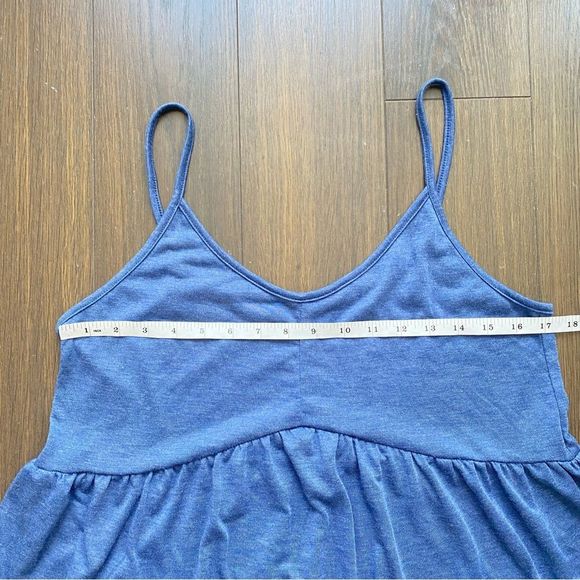 EMERY ROSE - blue flowy tank - Picture 7 of 7